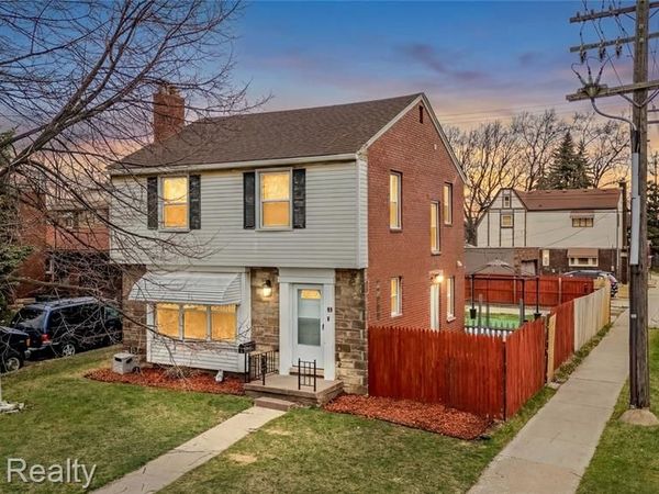 99 Chestnut Street, River Rouge, MI 48218