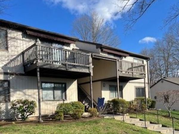 119 Village Road, Unit H, Yorktown Heights, NY 10598