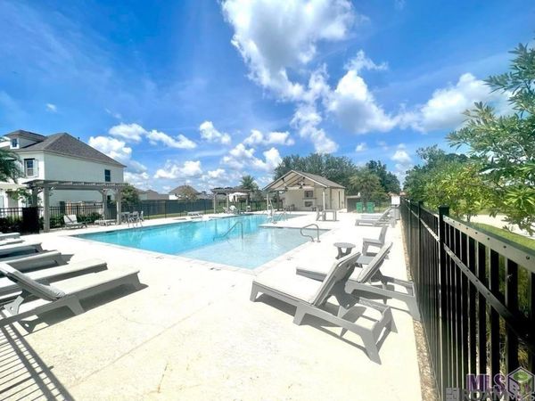 13417 Belle Prairie Dr, Geismar, LA 70734