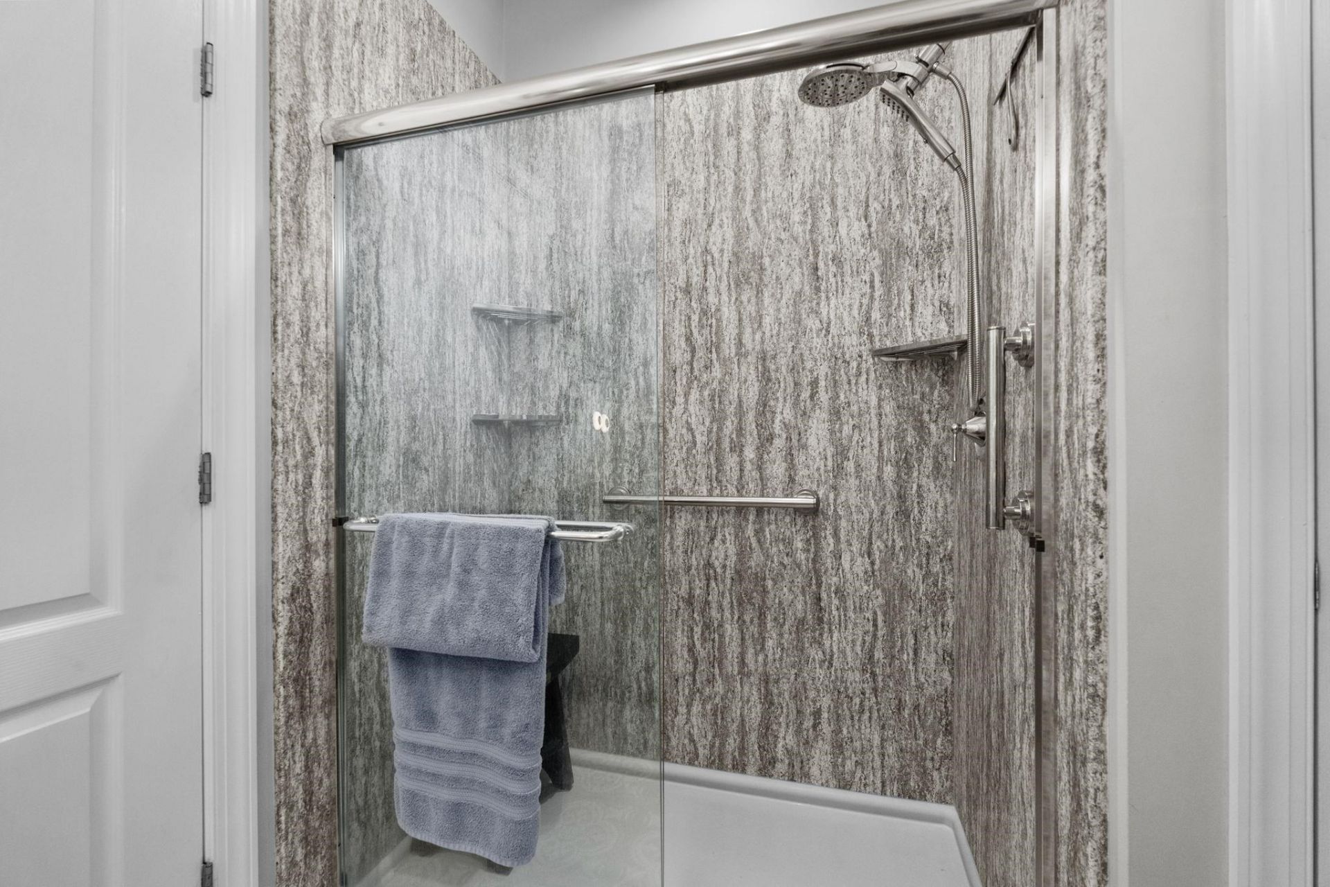 2310 Plumbridge Ln. Photo 10