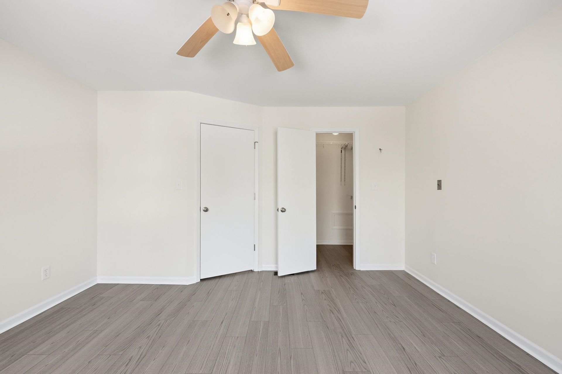 2227 Jefferson Circle Photo 27