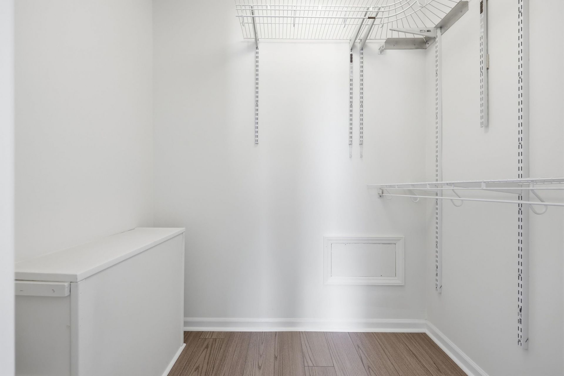 2227 Jefferson Circle Photo 28