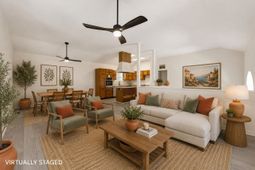 2227 Jefferson Circle photo 4