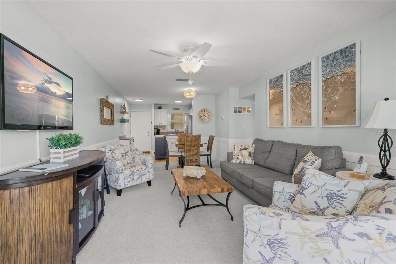 915 Beach Road , Unit 215, Siesta Key, FL 34242 Photo