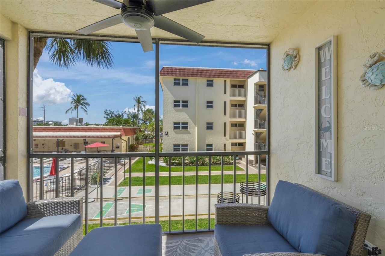 915 Beach Road , Unit 215, Siesta Key, FL 34242 Photo