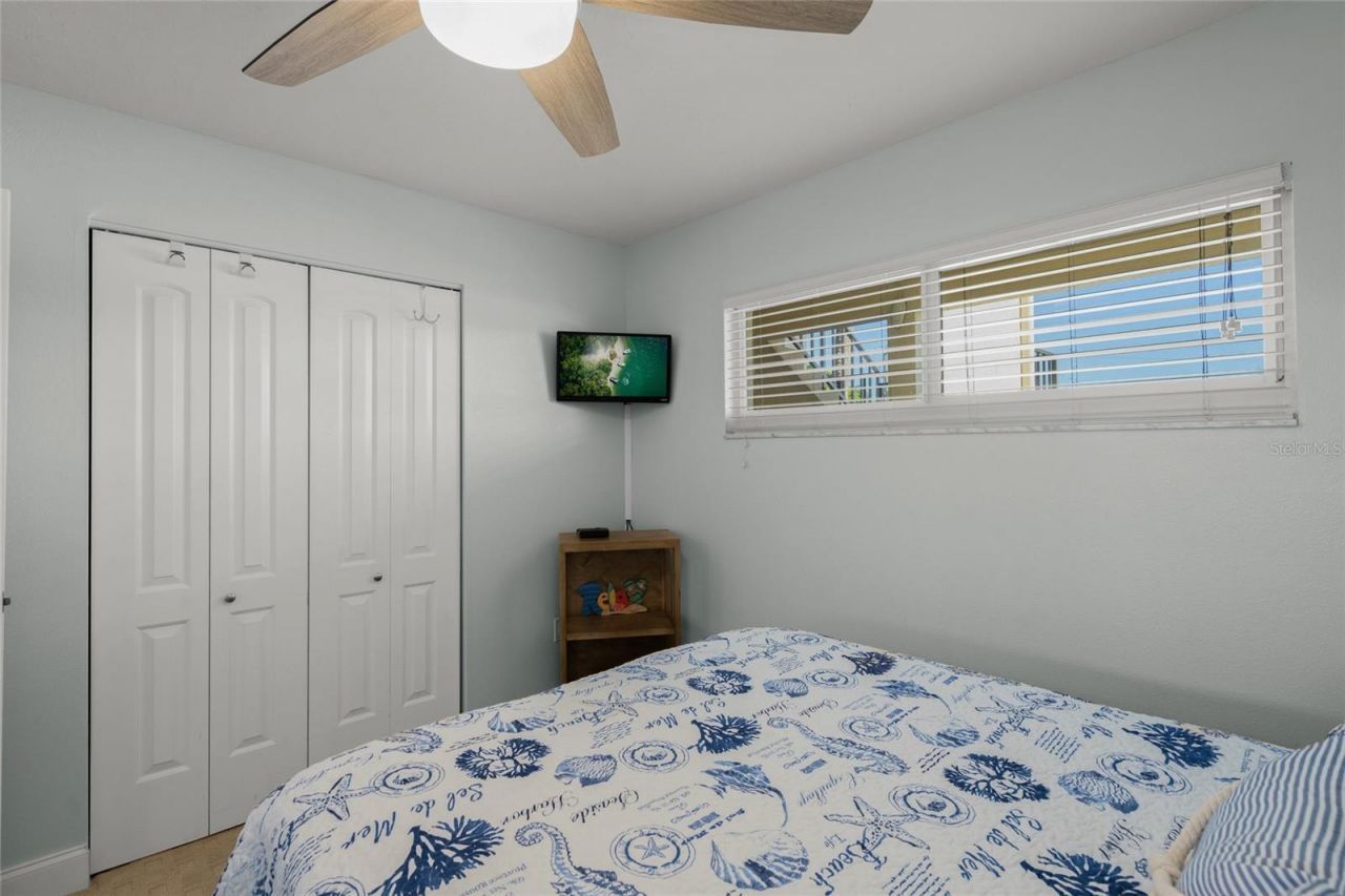 915 Beach Road , Unit 215, Siesta Key, FL 34242 Photo