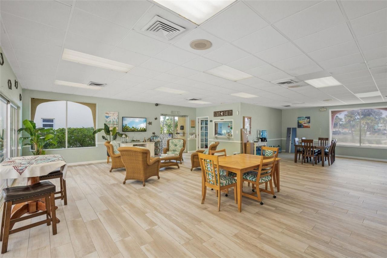 915 Beach Road , Unit 215, Siesta Key, FL 34242 Photo