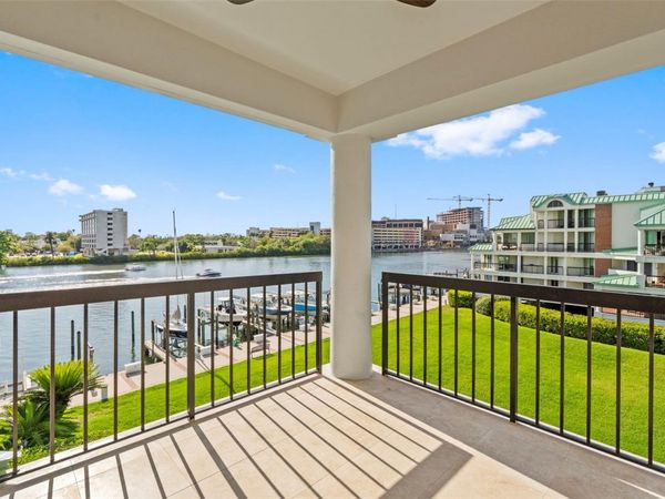 943 SEDDON COVE WAY , Unit 943, TAMPA, FL 33602