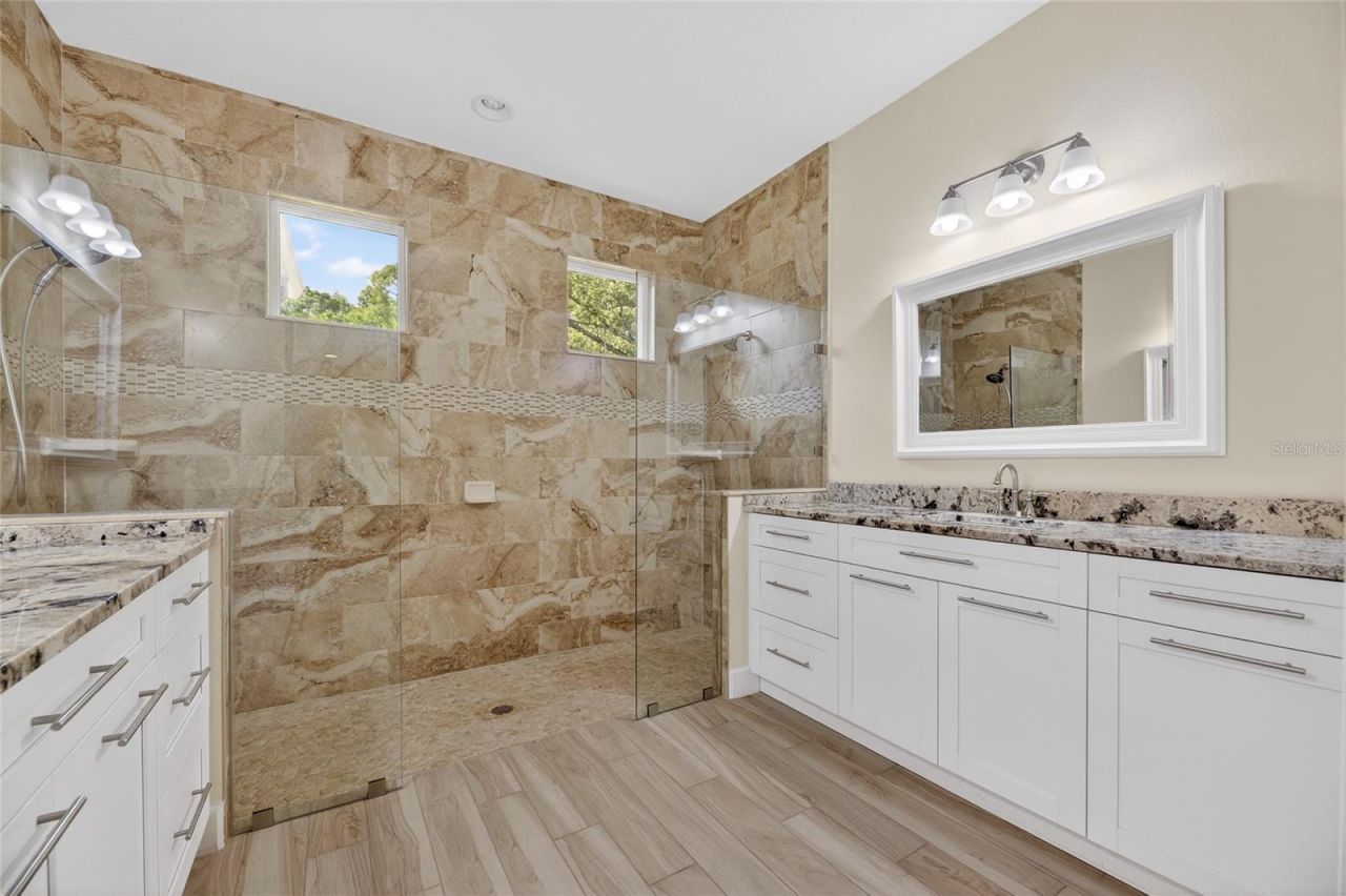 1008 W River Drive, Temple Terrace, FL 33617 Photo