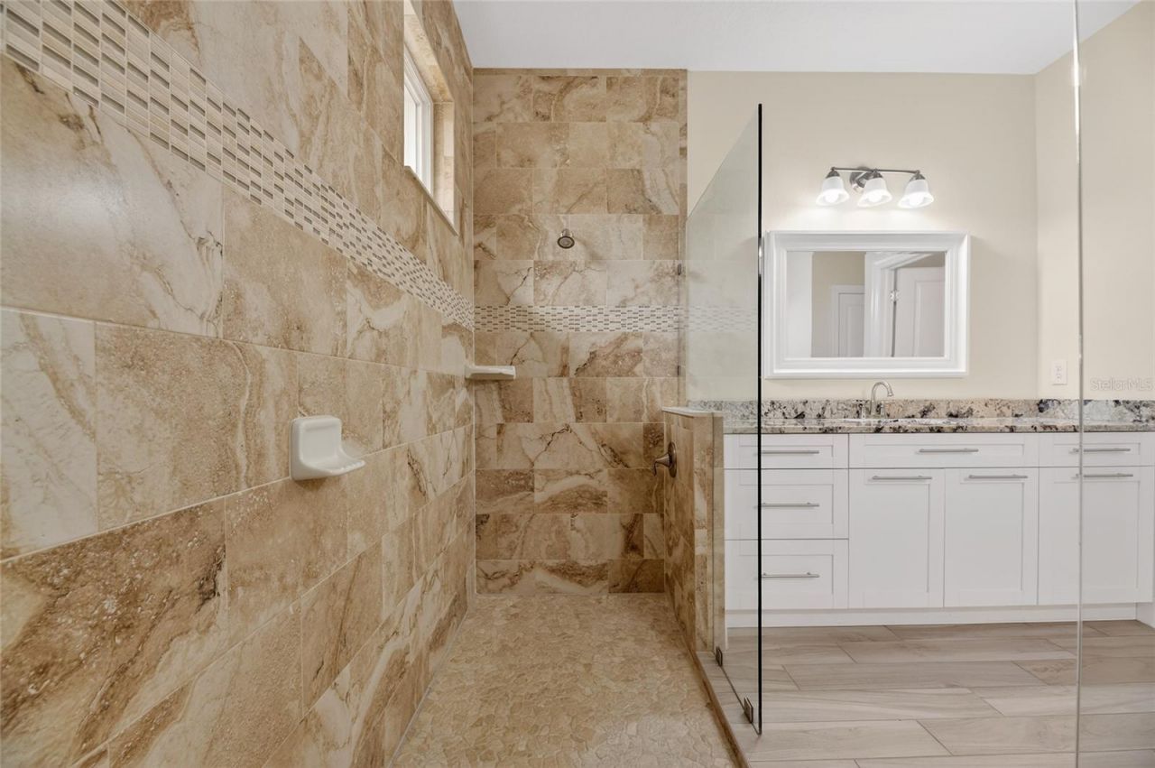 1008 W River Drive, Temple Terrace, FL 33617 Photo