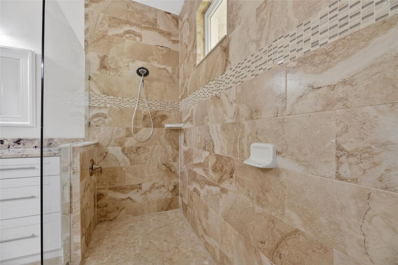 1008 W River Drive, Temple Terrace, FL 33617 Photo