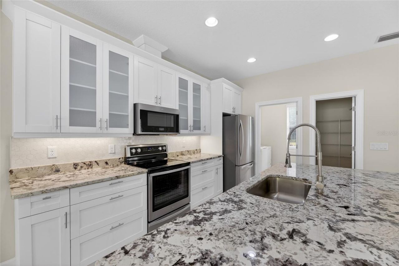 1008 W River Drive, Temple Terrace, FL 33617 Photo