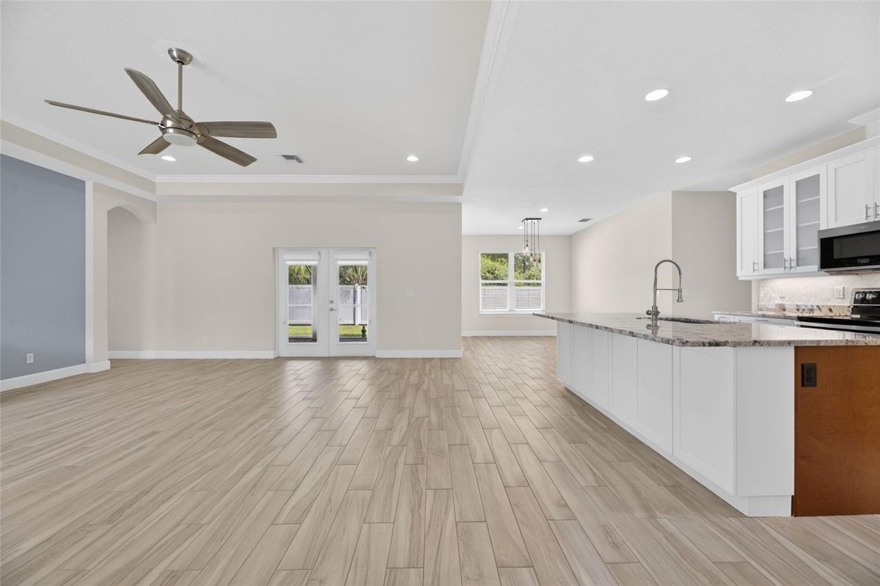 1008 W River Drive, Temple Terrace, FL 33617 Photo