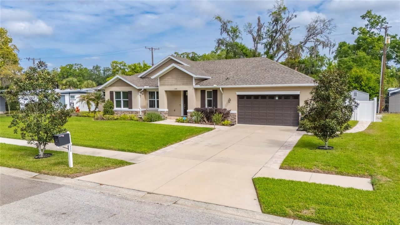 1008 W River Drive, Temple Terrace, FL 33617 Photo
