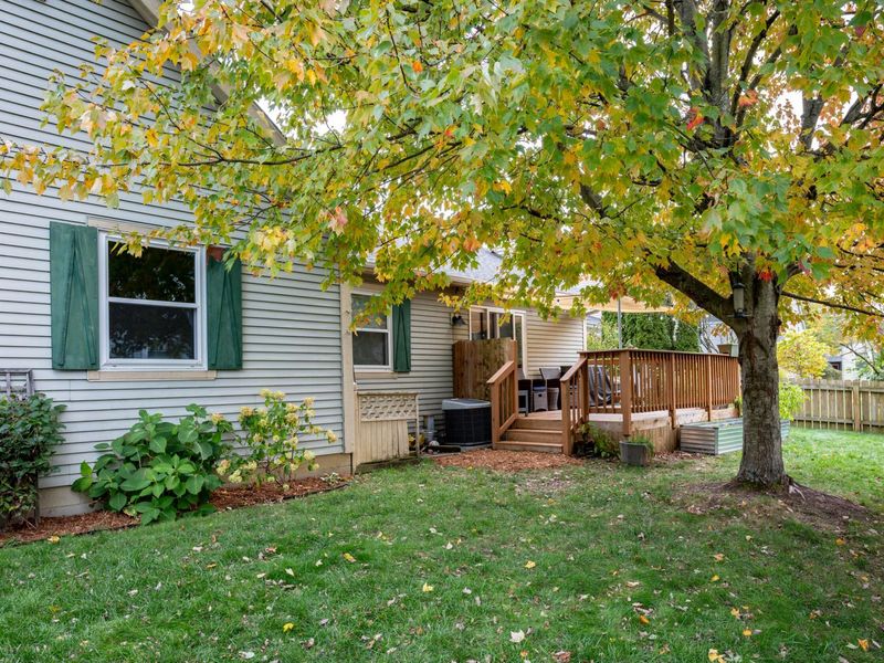 6833 Spruce Pine Drive, Columbus, OH 43235 Photo 18