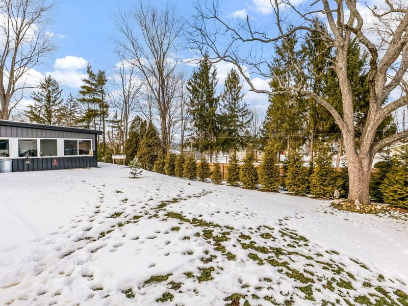 427 Maple Avenue , Utica, OH 43080 Photo 4