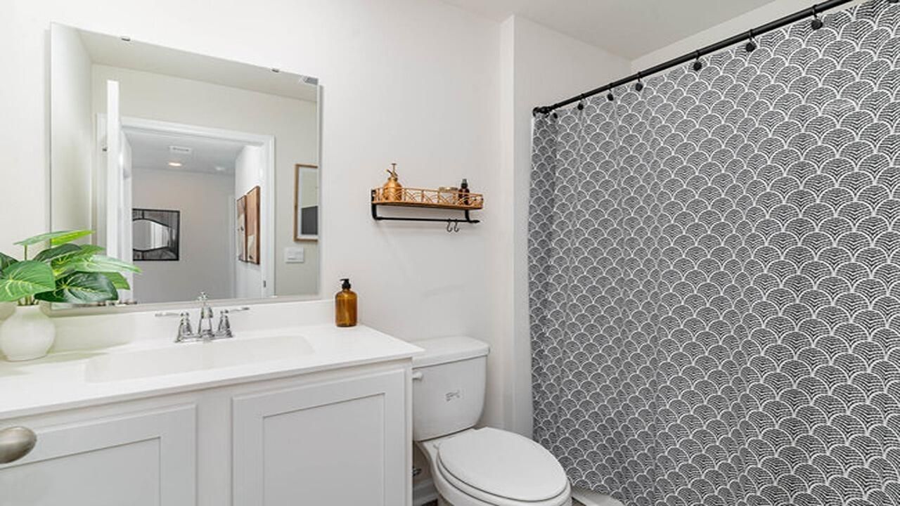 141 Hale Road Photo 18