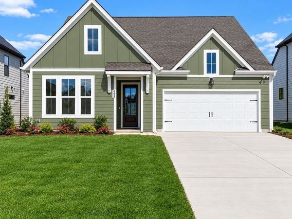 7700 Chapin Dr, Murfreesboro, TN 37129