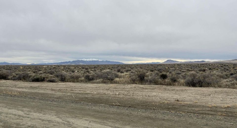 40 Acres Paradise Ranchos Dr, Winnemucca, NV 89445 Photo