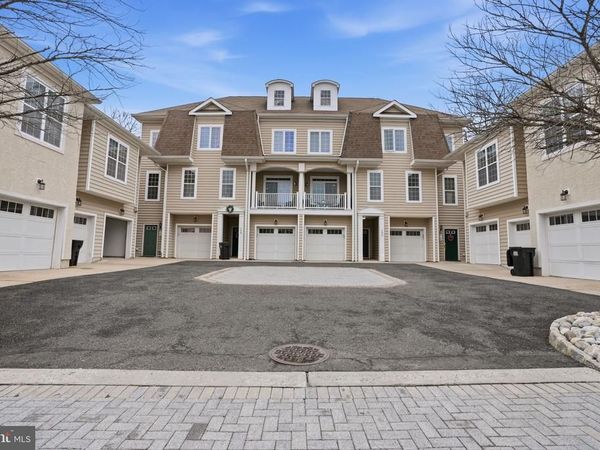 707 ABBY ROAD, MIDDLETOWN, NJ 07748