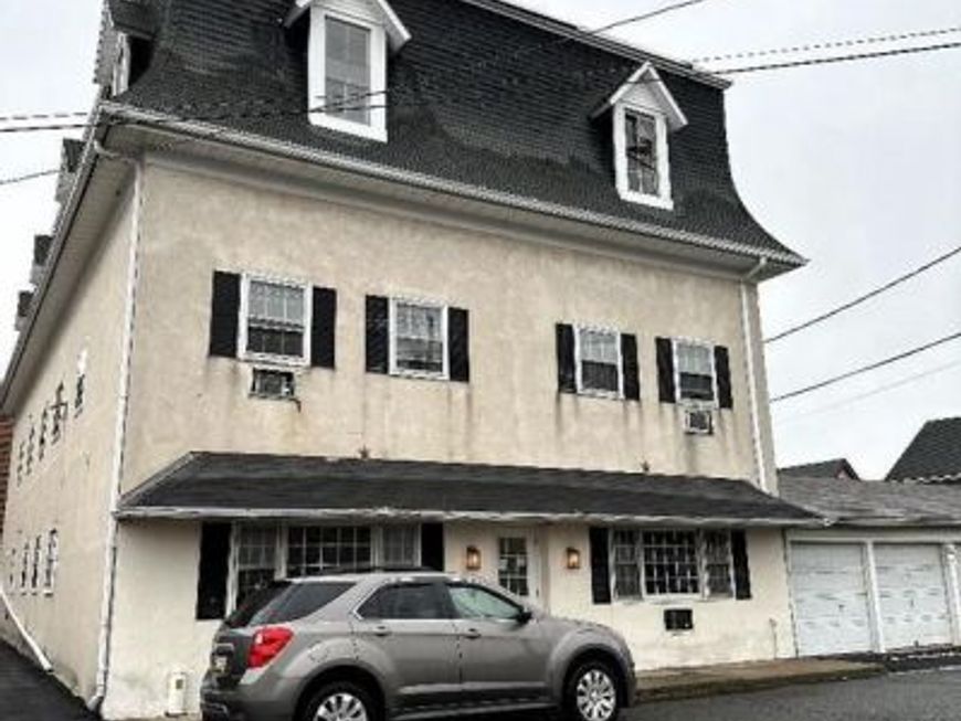 17 S 2nd Street, Unit E, Quakertown, PA 18951 Main Photo