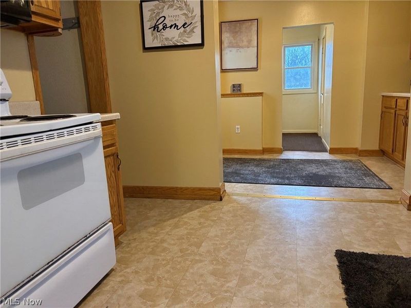 733 Damon Street, Akron, OH 44310 Photo 17