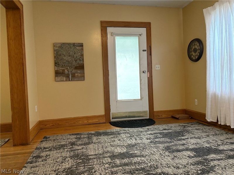 733 Damon Street, Akron, OH 44310 Photo 3