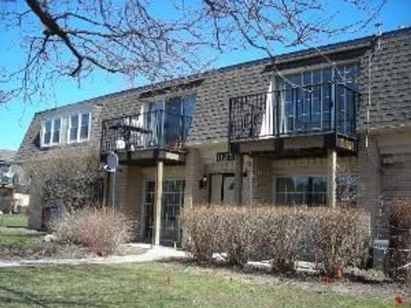 1125 PLEASANT RUN Drive , Unit 810, Wheeling, IL 60090