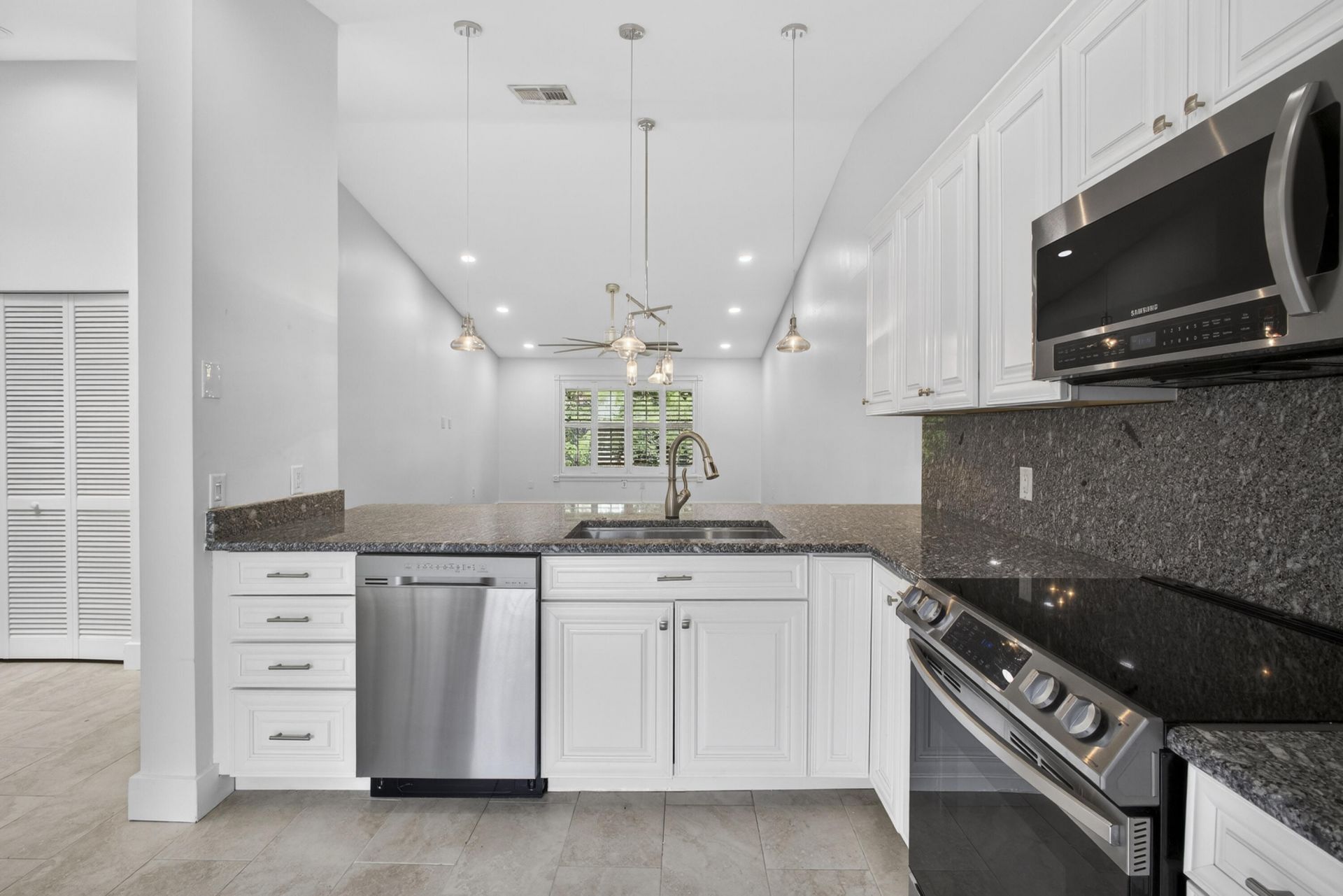 13085 Belhaven Court, Unit 4, Wellington, FL 33414 Photo