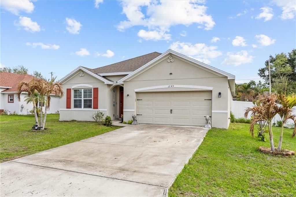 1749 SW Alberca Lane, Port Saint Lucie, FL 34953 Photo