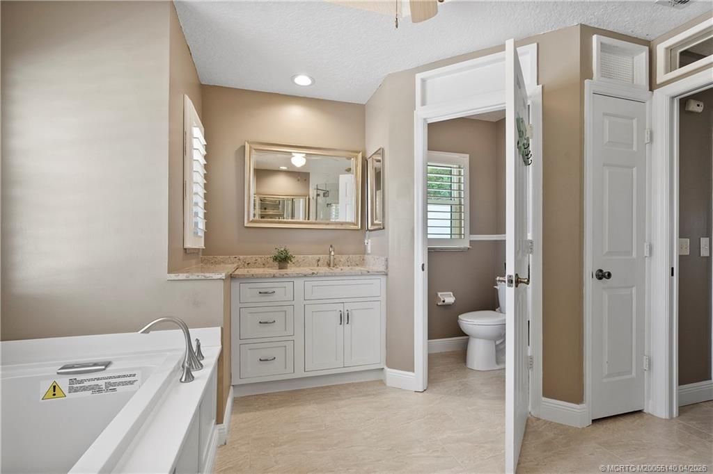 5688 SE Pot O Gold Place, Stuart, FL 34997 Photo