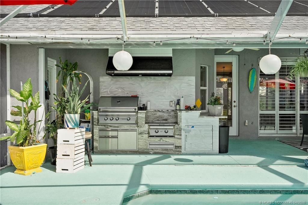5688 SE Pot O Gold Place, Stuart, FL 34997 Photo