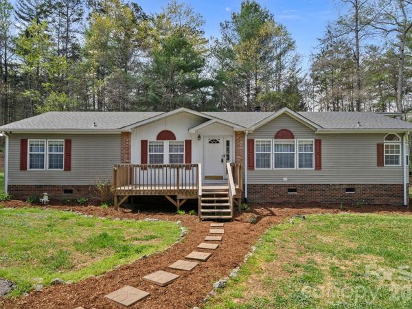 4669 River Trail Lane , Granite Falls, NC 28630
