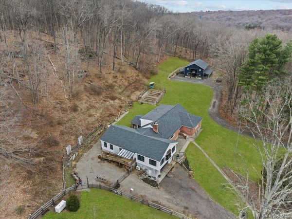 6 Annarock Drive, Somers, NY 10589