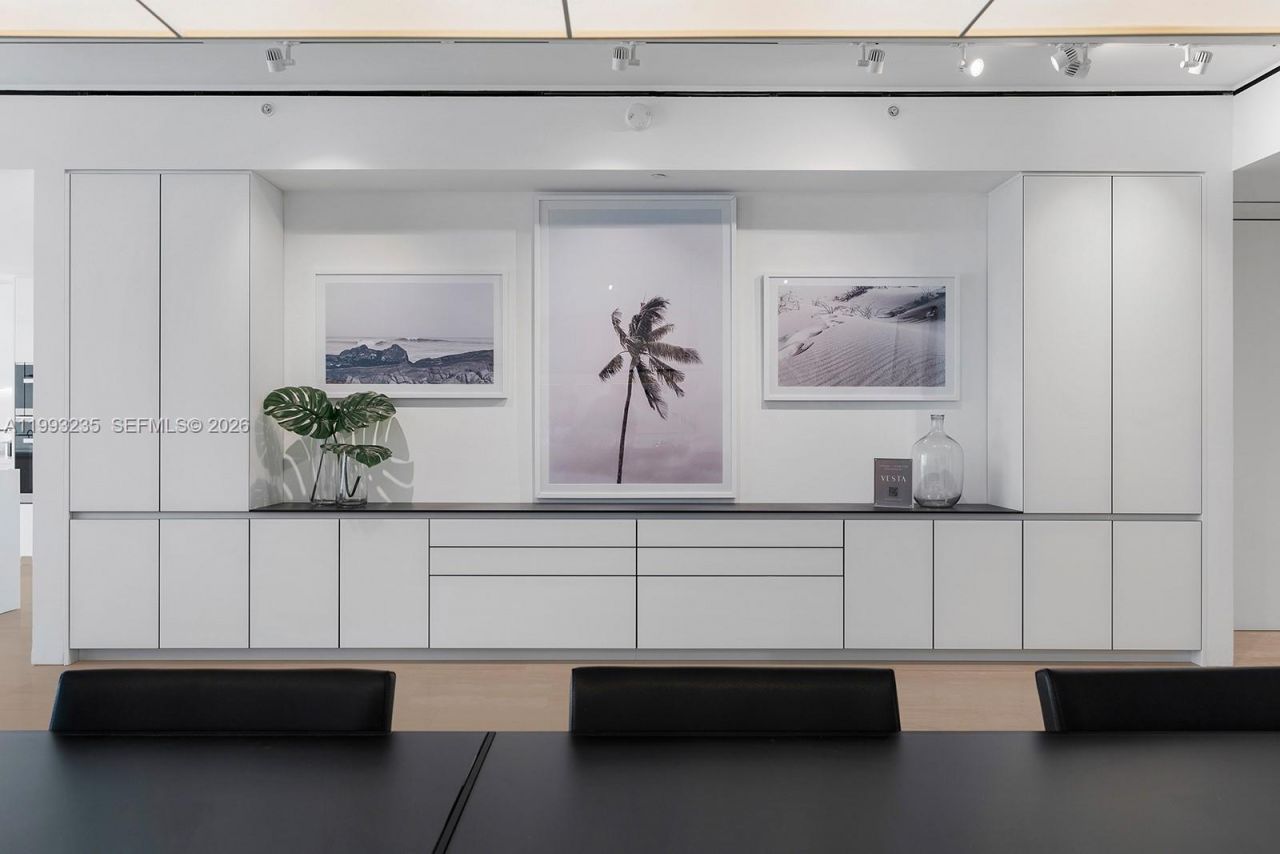 9111 Collins Ave , Unit N-717, Surfside, FL 33154 Photo