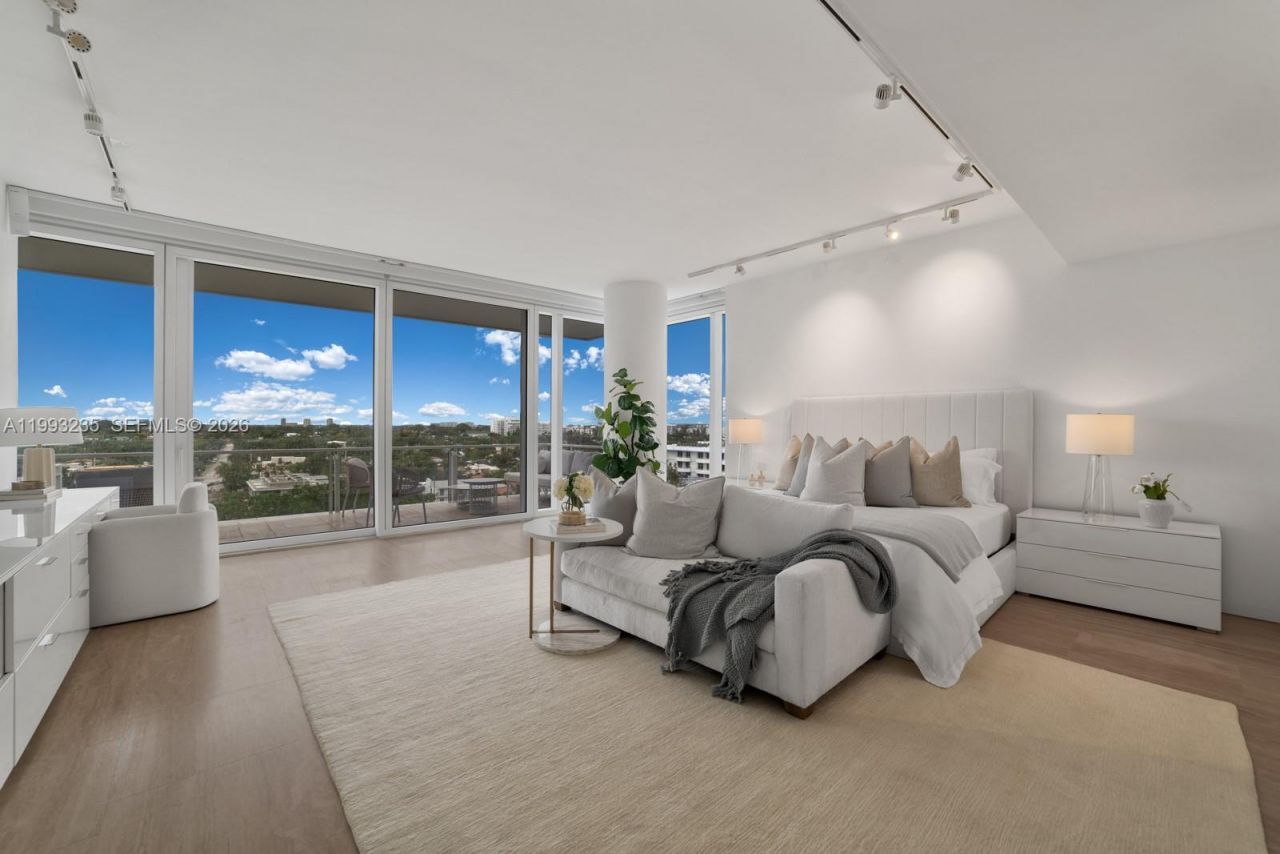 9111 Collins Ave , Unit N-717, Surfside, FL 33154 Photo