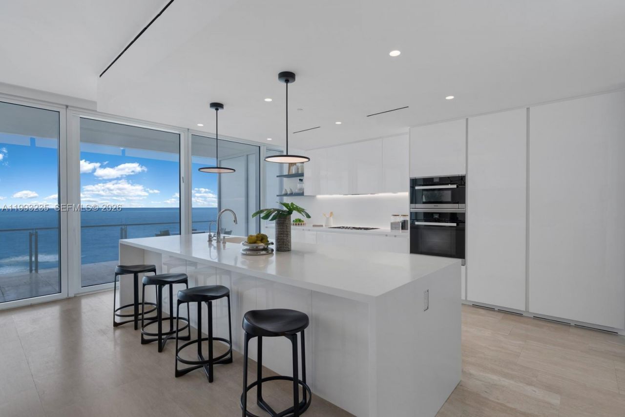 9111 Collins Ave , Unit N-717, Surfside, FL 33154 Photo