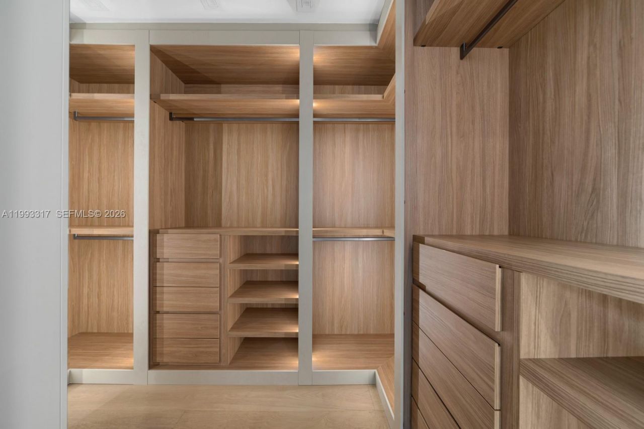 4095 Hardie Ave, Miami, FL 33133 Photo