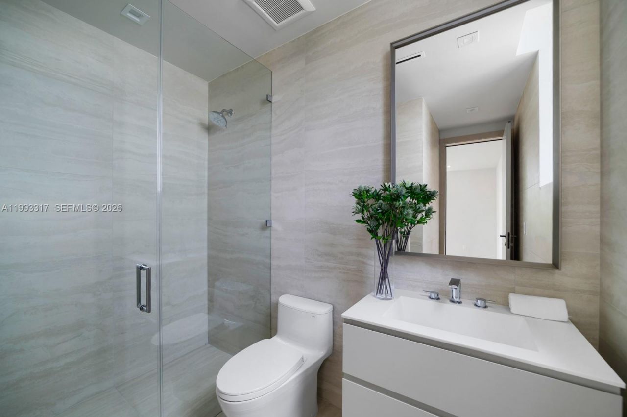 4095 Hardie Ave, Miami, FL 33133 Photo