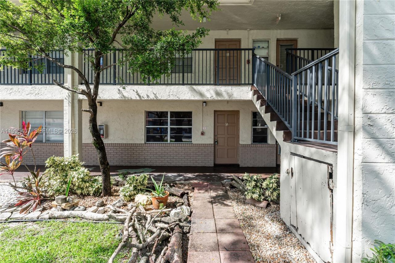 8705 NW 38th Dr, Unit 3A, Coral Springs, FL 33065 Photo