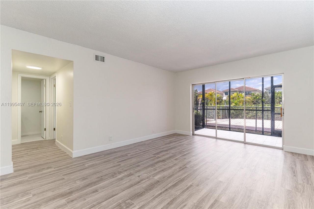 8705 NW 38th Dr, Unit 3A, Coral Springs, FL 33065 Photo