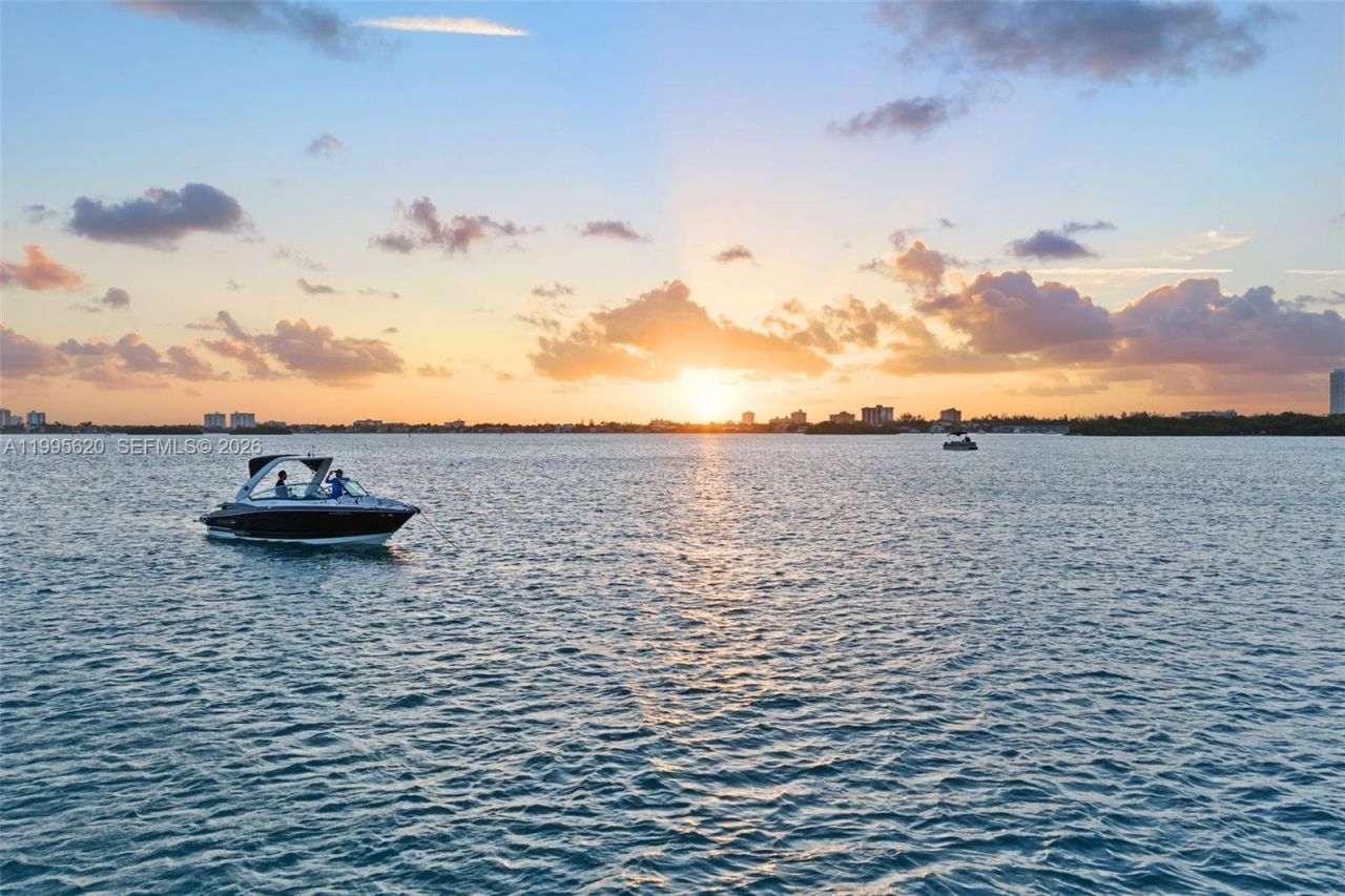 220 Bal Bay Dr , Bal Harbour, FL 33154 Photo