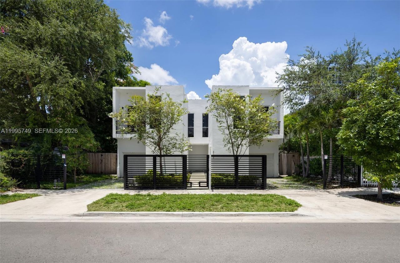 3162 Plaza St, Coconut Grove, FL 33133 Photo