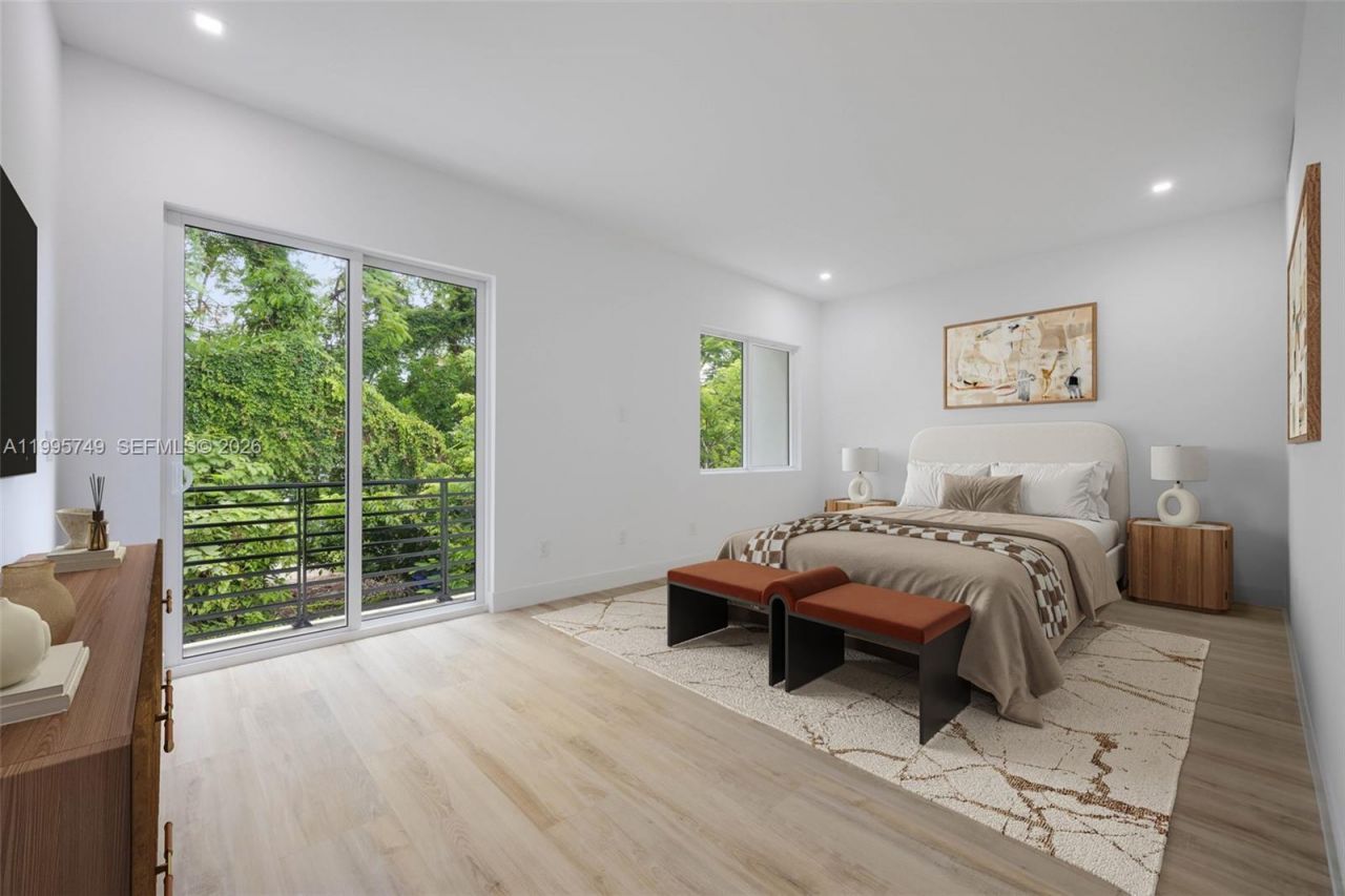 3162 Plaza St, Coconut Grove, FL 33133 Photo