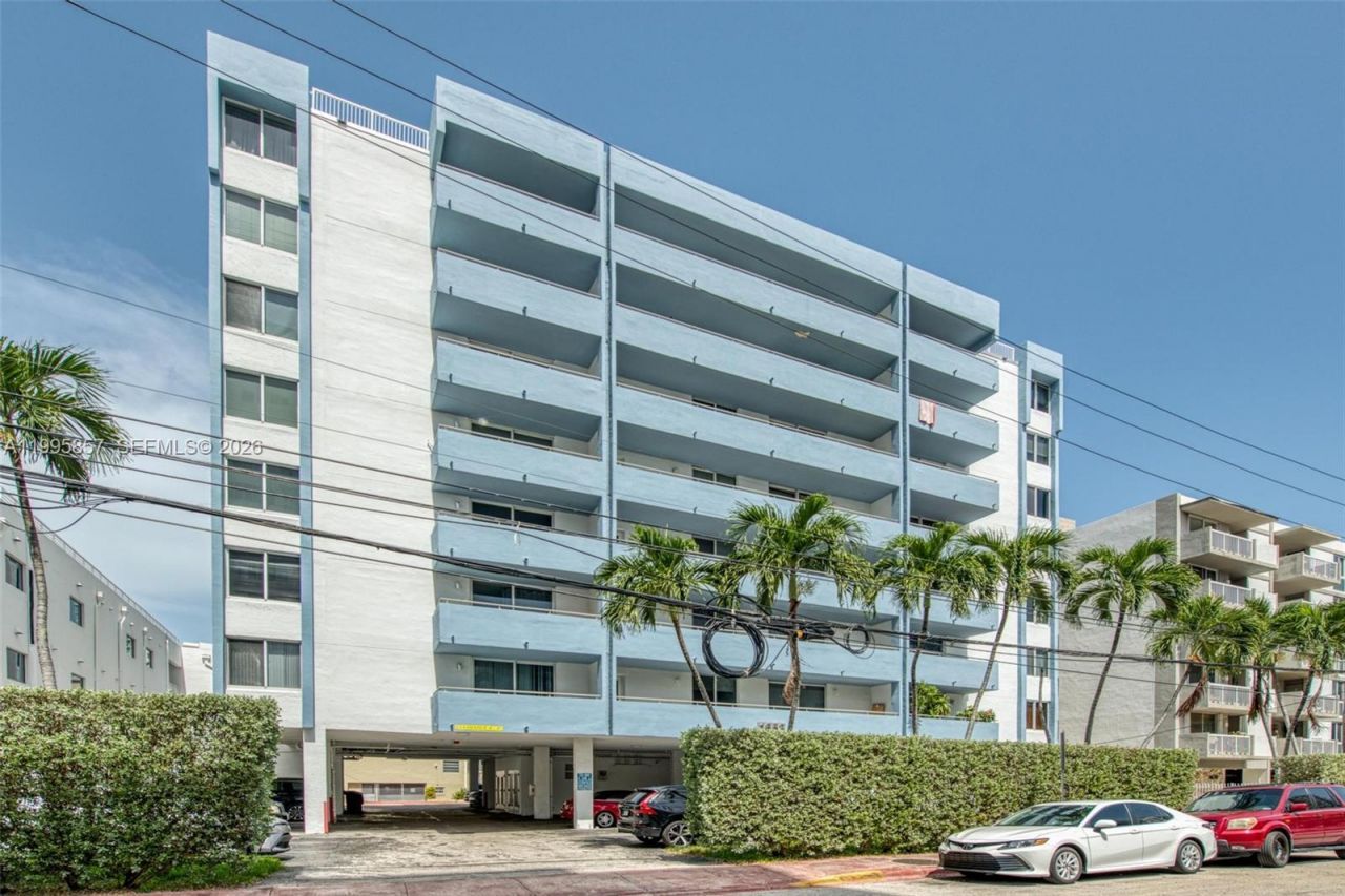 1658 Bay Rd, Unit 701, Miami Beach, FL 33139 Photo