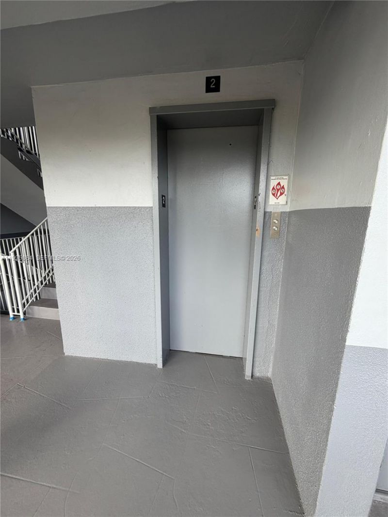 11005 SW 1st St, Unit 202, Sweetwater, FL 33174 Photo