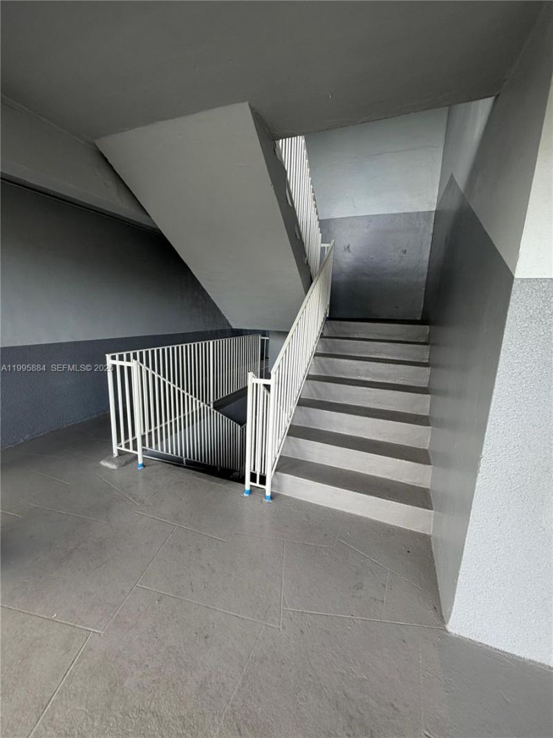 11005 SW 1st St, Unit 202, Sweetwater, FL 33174 Photo