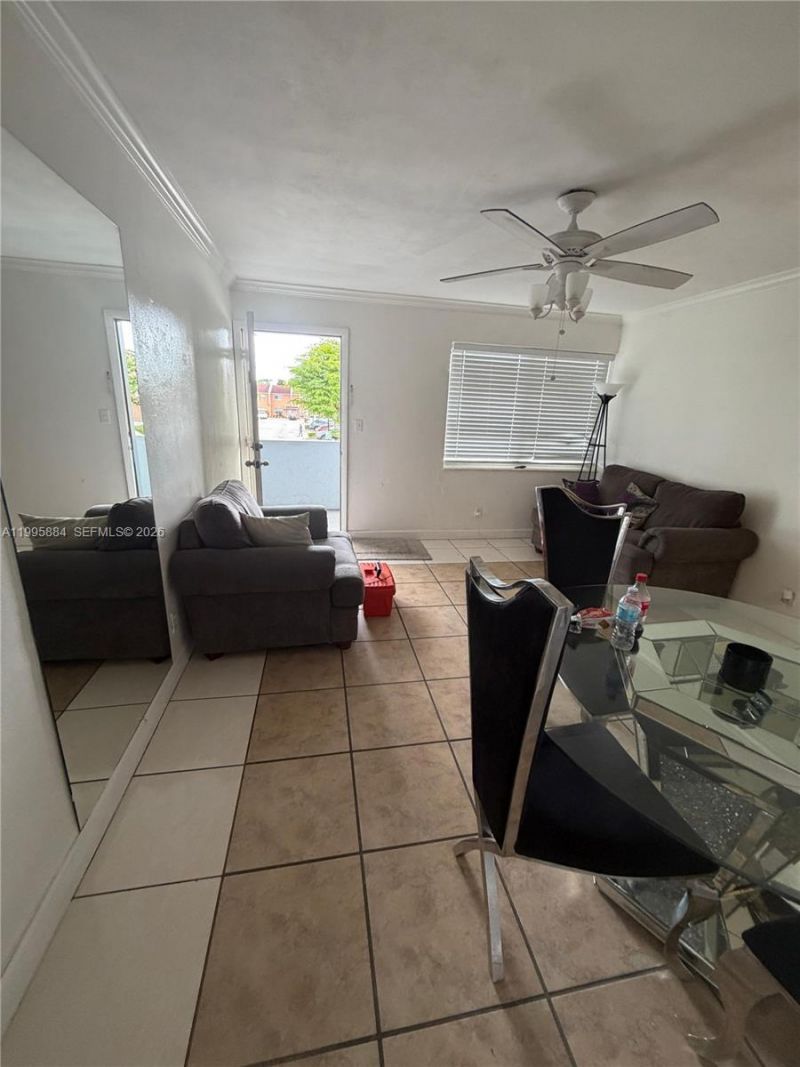 11005 SW 1st St, Unit 202, Sweetwater, FL 33174 Photo