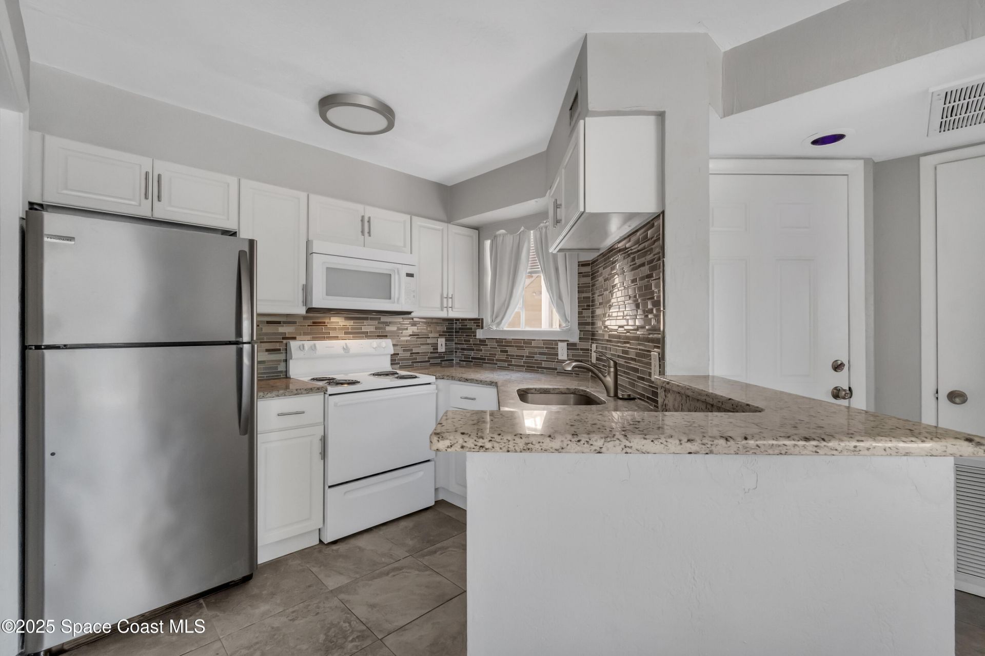 1801 Island Club Drive, Unit 577, Melbourne, FL 32903 Photo