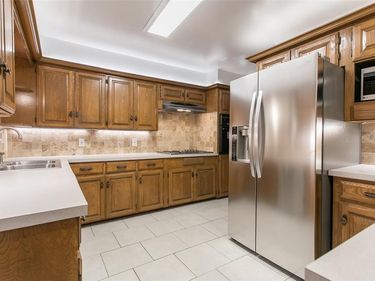 2803 Costa Mesa Drive, Dallas, TX 75228